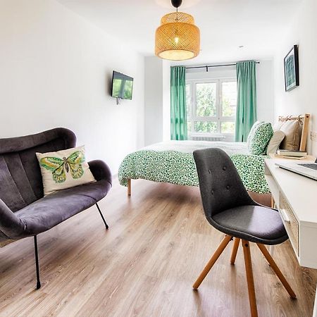 4 estaciones - Tu hogar en el corazón de Oviedo Exterior foto