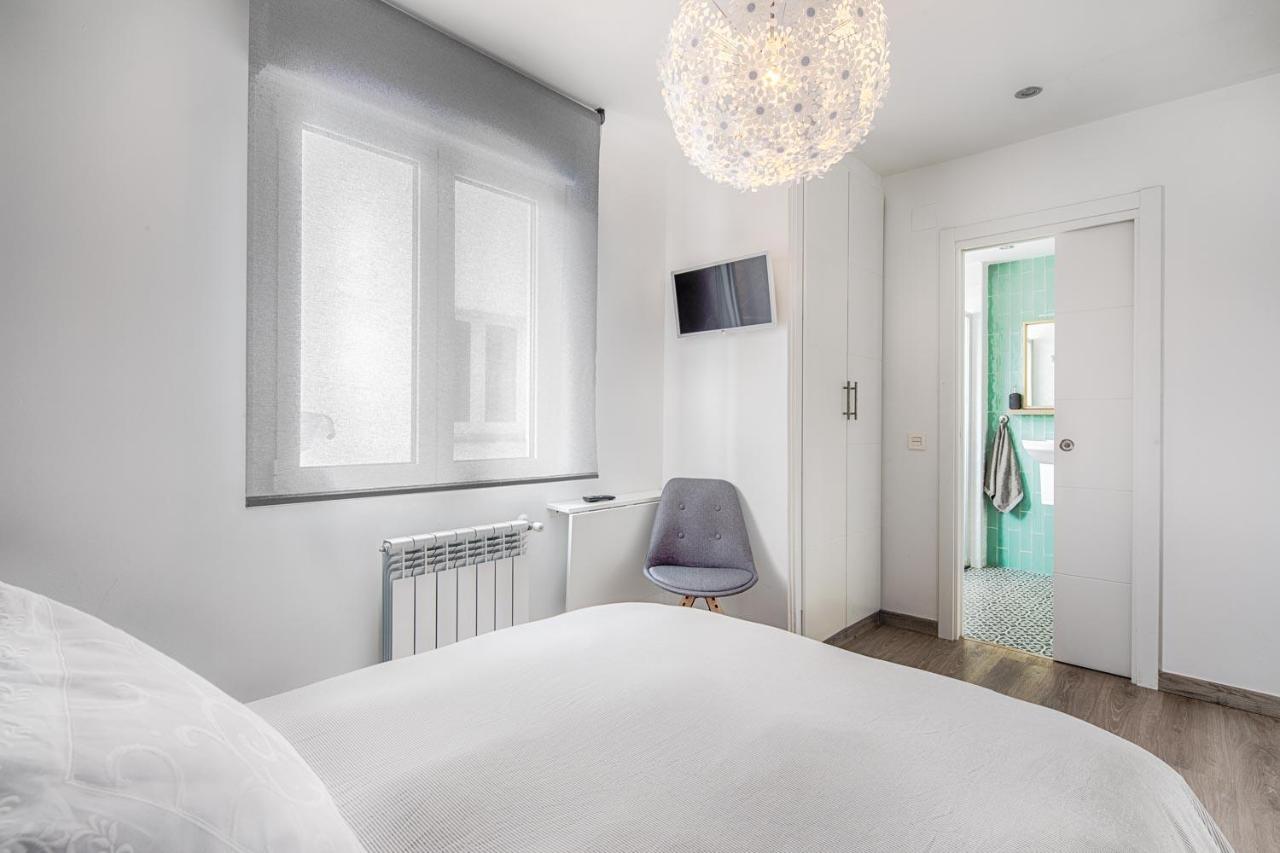 4 estaciones - Tu hogar en el corazón de Oviedo Exterior foto